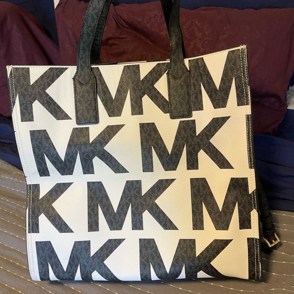 Large tote bag